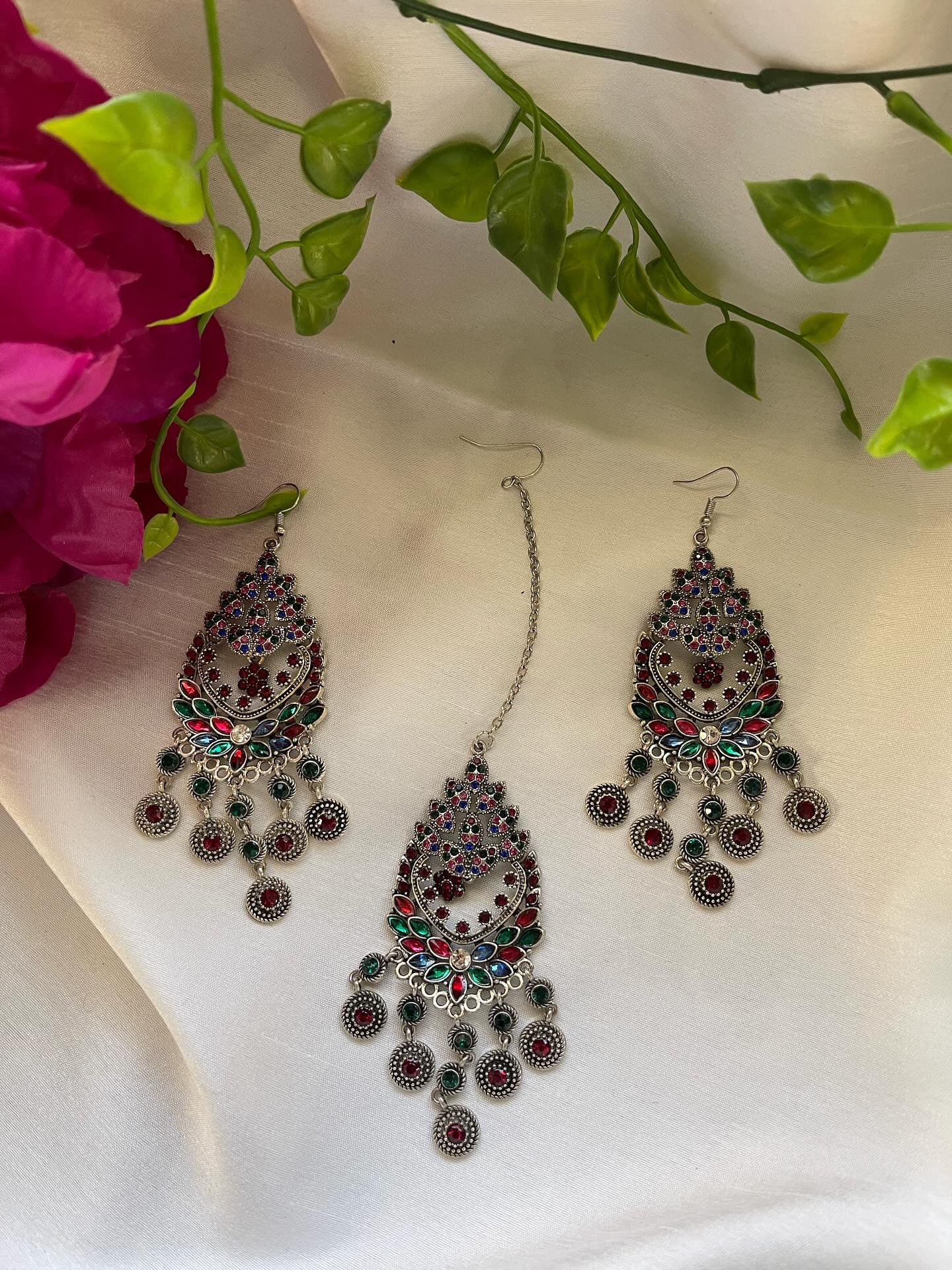 Earrings ,Tikka